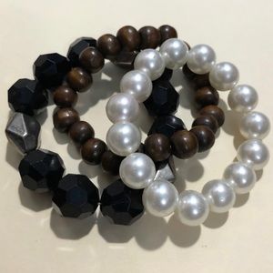3 chunky stretchy bracelets (Black, brown and white)